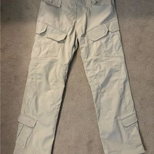 Under Armour men’s tactical pants